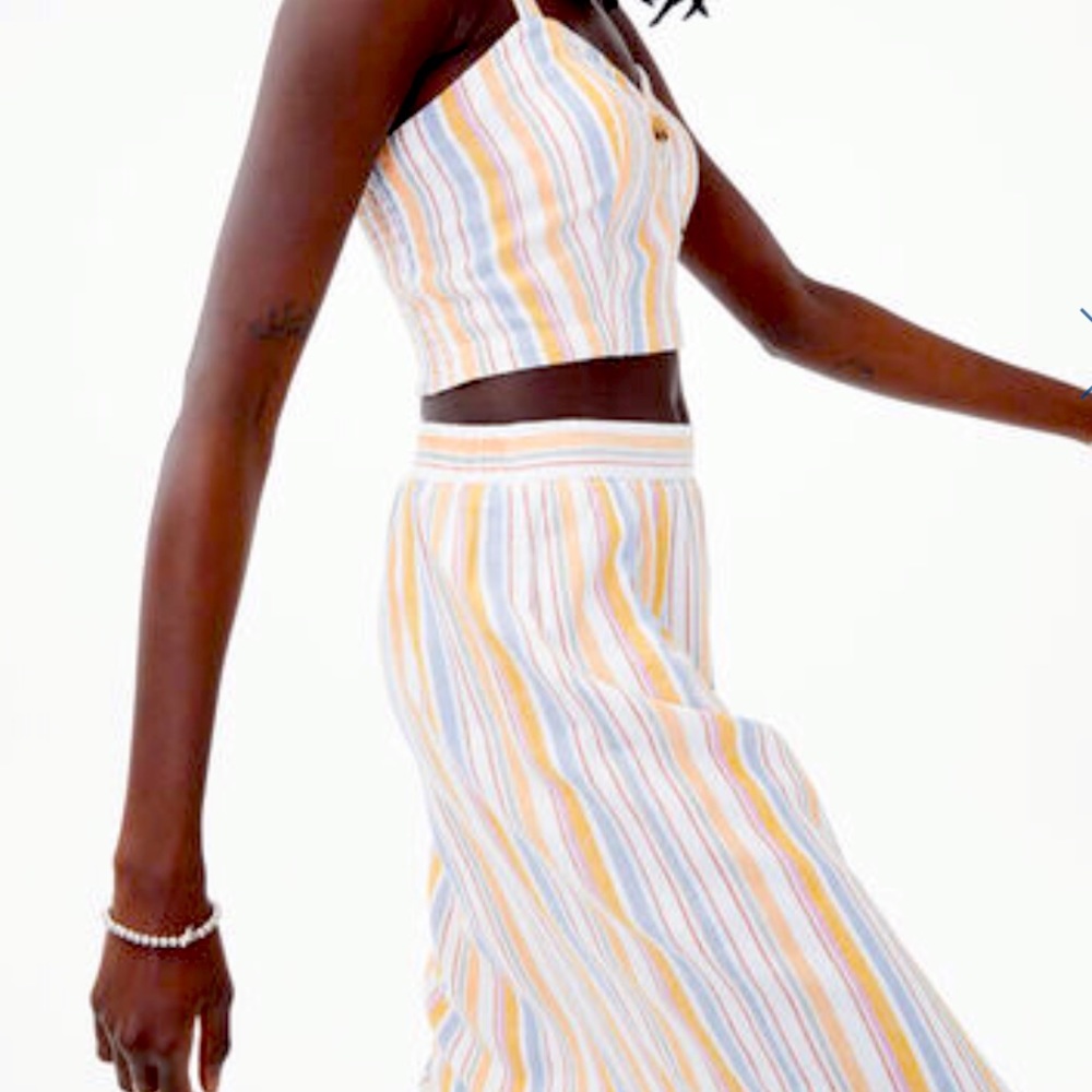 Two piece skirt set